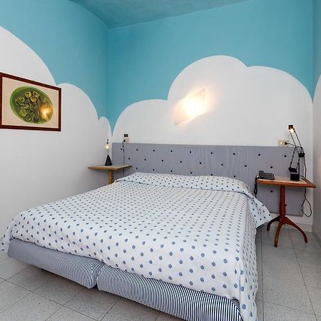 Hotel Il Falchetto Pontedera Exterior photo